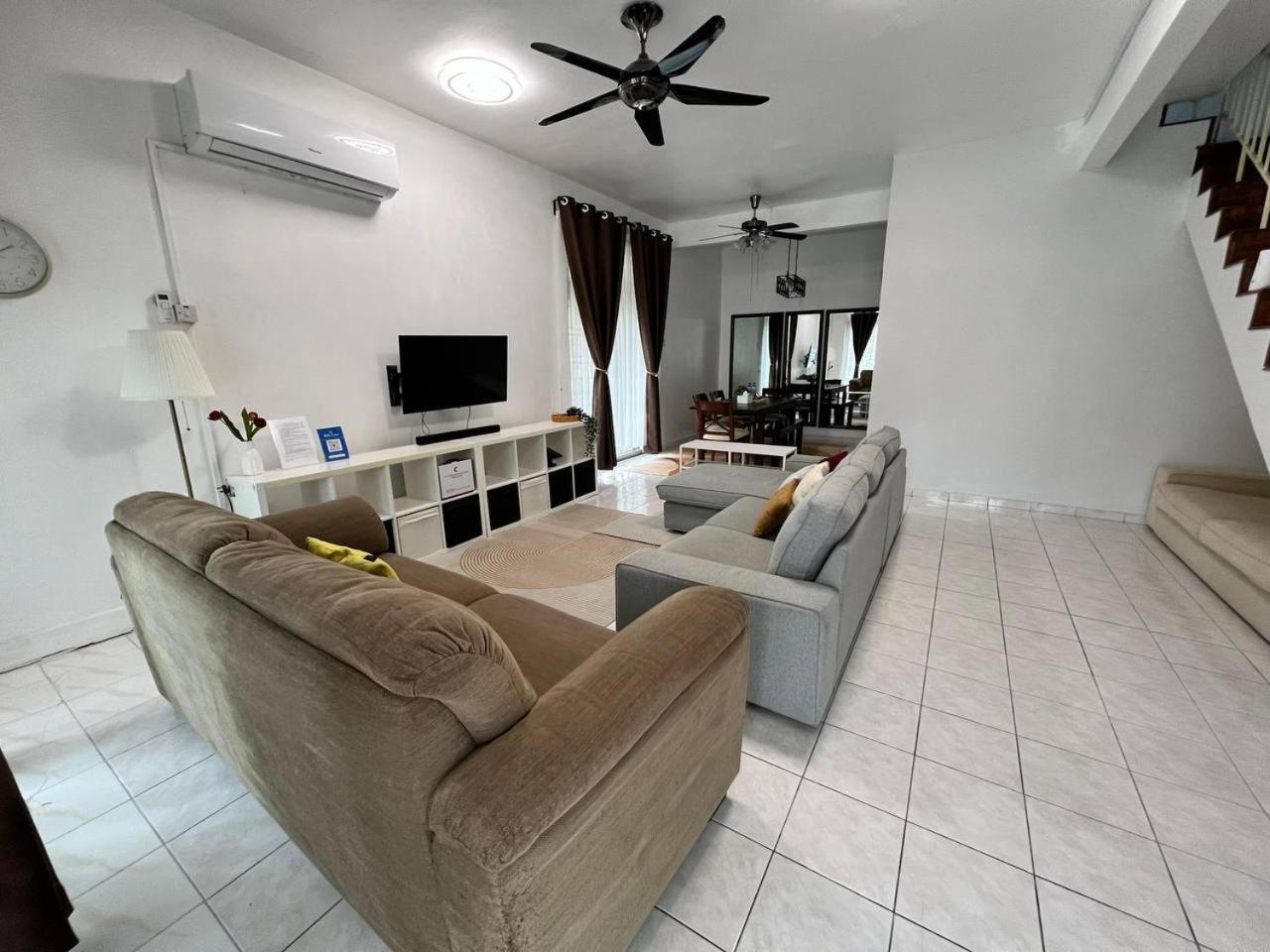 Holiday home Mijanna - Johor Bahru